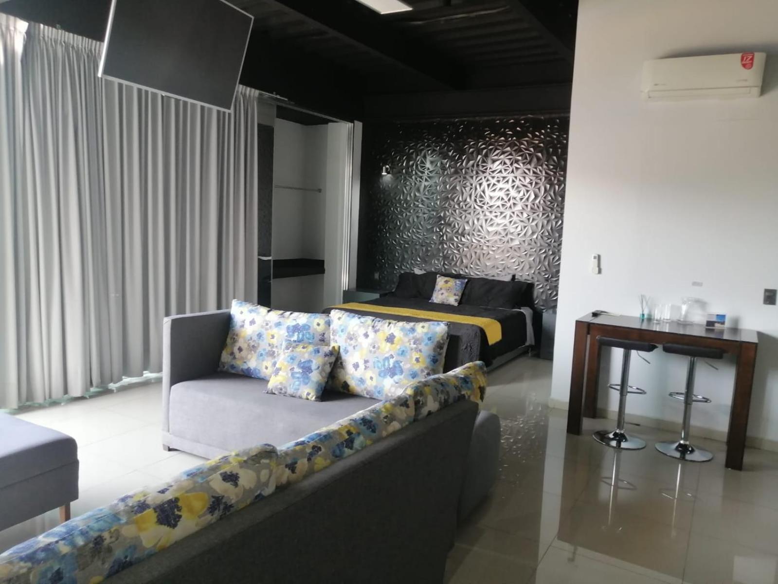 Suites La Gloria Alojamiento Independiente Tepatitlán de Morelos Buitenkant foto